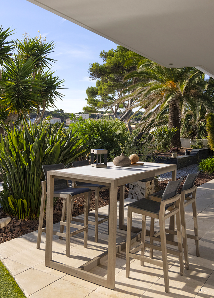 Les Jardins Skaal Tisch aus Keramik