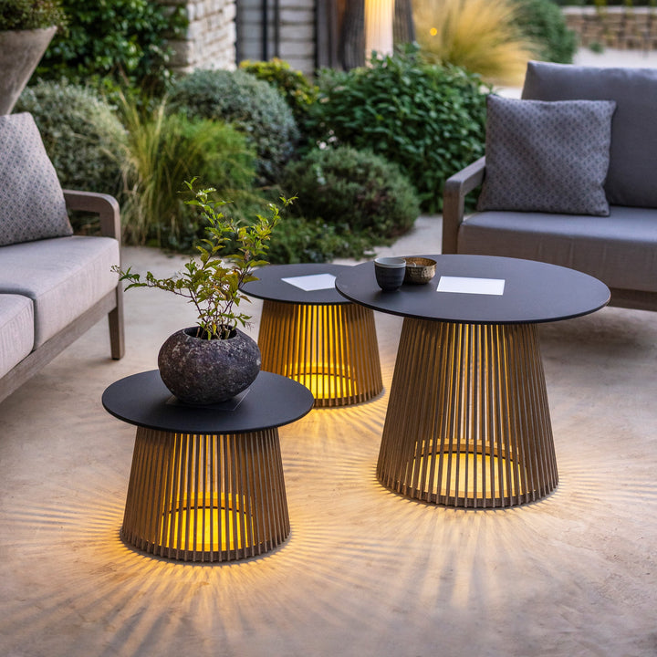 Les Jardins Tecka Solar Gartentisch