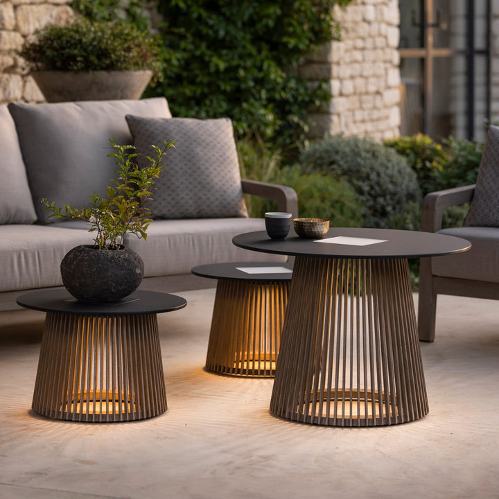 Les Jardins Tecka Solar Gartentisch
