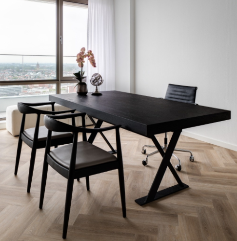 The Grand Interior Elio Dining Room Beige Leather