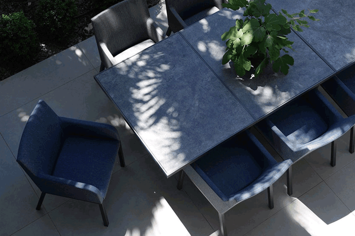 Les Jardins Amaka Ausziehbarer Tisch und 4 Sessel